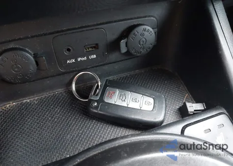 2011 Kia Sportage Sx z USA, uszkodzony, nr VIN KNDPCCA64B7121571